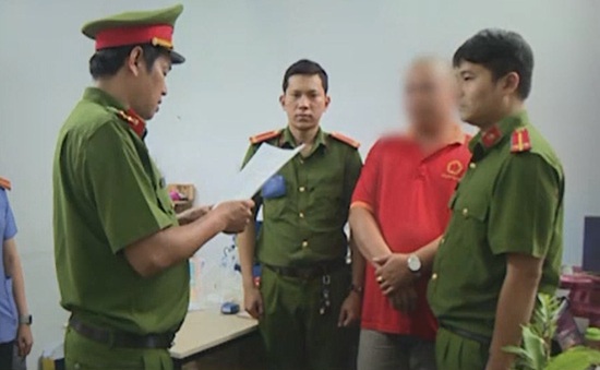 TP. Hồ Chí Minh: Cảnh sát đột kích hai công ty đòi nợ thuê