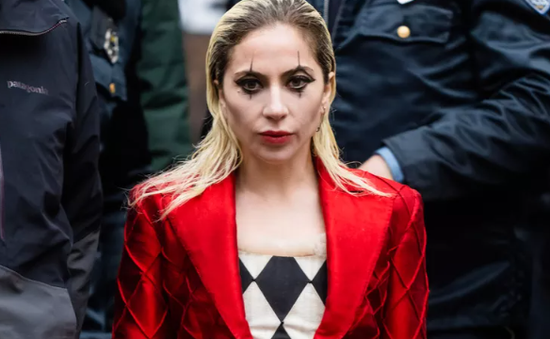 Lady Gaga lộ diện trong vai Harley Quinn