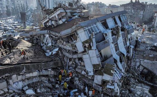 Thổ Nhĩ Kỳ: Những bức ảnh mang "vết sẹo" thảm họa động đất