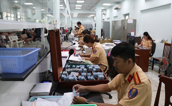Người dân tạm trú được đăng ký biển số TP Hồ Chí Minh