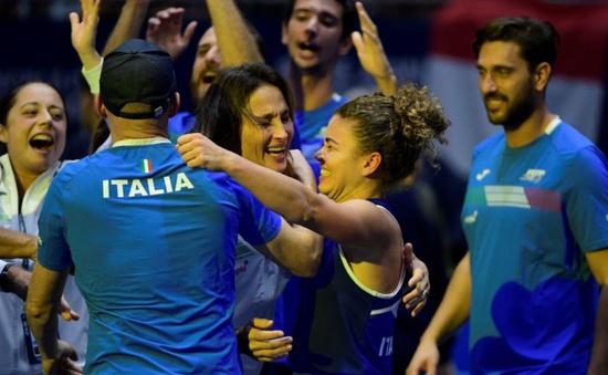 ĐT Italia vào chung kết giải quần vợt Billie Jean King Cup