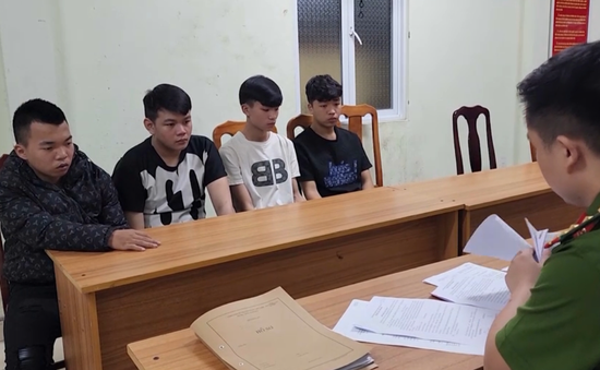Đà Nẵng: Khởi tố nhóm thanh niên cướp tài sản, bắt giữ người