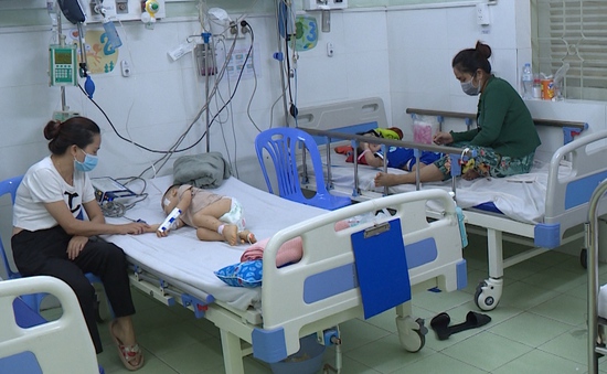 TP Hồ Chí Minh: Bệnh tay chân miệng tăng, nhiều trẻ diễn tiến nặng