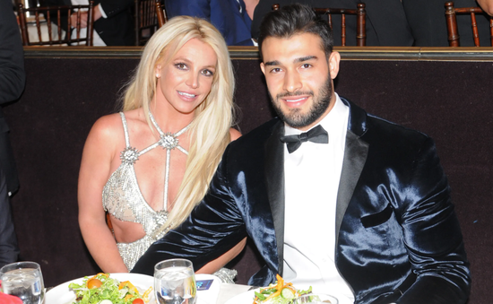 Chồng Britney Spears dập tan tin đồn mâu thuẫn với vợ