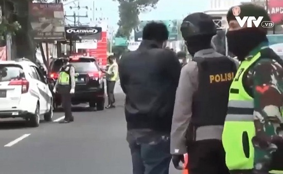 Gần 150 nghìn cảnh sát phục vụ lễ Eid Al Fitr tại Indonesia