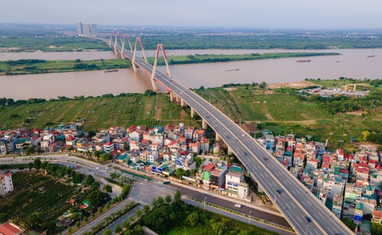 Hà Nội: Xây dựng 2 thành phố trực thuộc, 5 trục phát triển, đề xuất thêm 1 sân bay