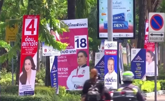 Bầu cử Thái Lan: Đảng Vì nước Thái và Tiến bước đang tạm dẫn trước