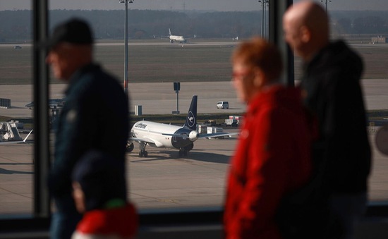 Nhiều hãng hàng không châu Âu lãi kỷ lục trên mỗi vé máy bay