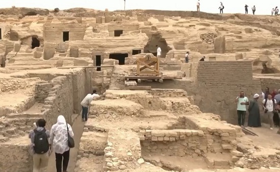 Ai Cập công bố loạt phát hiện khảo cổ mới