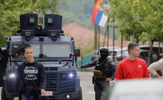 NATO kêu gọi Kosovo giảm căng thẳng với Serbia