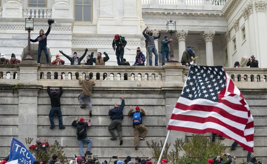 Mỹ: Đối tượng bạo loạn tại Điện Capitol nhận án tù giam 14 năm