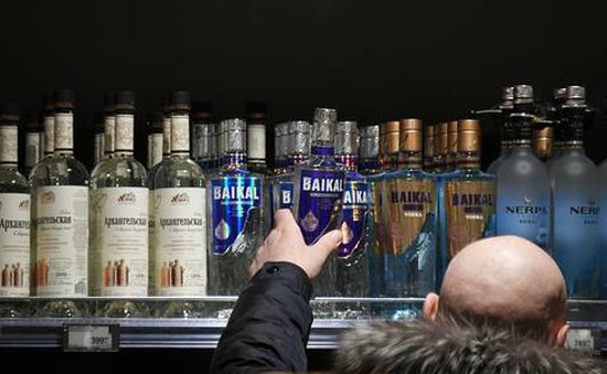 Nga lên kế hoạch ban hành luật hạn chế tiêu thụ đồ uống có cồn mạnh