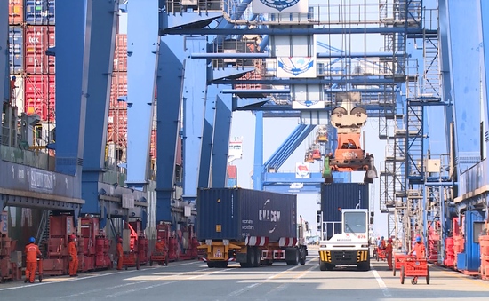 Thu phí cảng biển tại TP Hồ Chí Minh sau 1 năm được gần 3.000 tỉ đồng