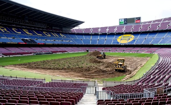 Barcelona bắt đầu tiến hành nâng cấp sân Nou Camp