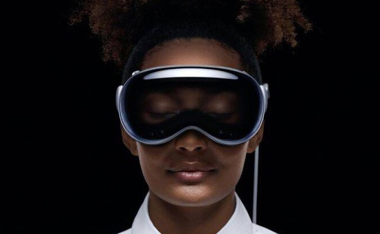 WWDC 2023: Apple ra mắt kính thực tế ảo Vision Pro, MacBook Air 15 inch và iOS 17
