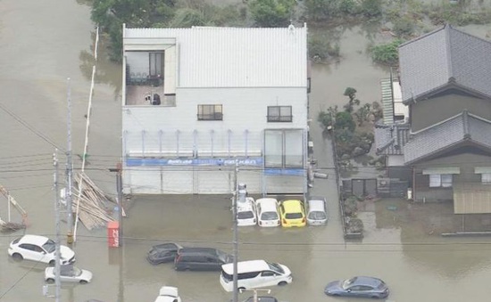 Nhật Bản hứng chịu đợt mưa lớn kỷ lục trong vòng 100 năm qua