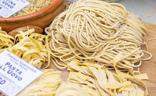 Giá mỳ ống tại Italy tăng cao