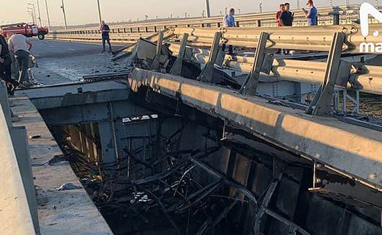 Cầu Crimea bị tấn công, ít nhất 2 người thiệt mạng