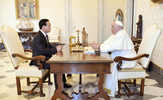 Chủ tịch nước hội kiến Giáo hoàng Francis
