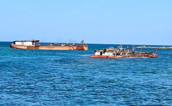 Quảng Trị: Cảng cá Cửa Tùng đã thông luồng sau thời gian bị bồi lấp