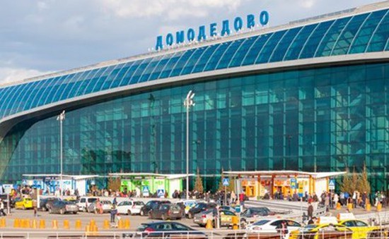 Ba sân bay ở Moscow hoạt động trở lại sau cuộc tấn công bằng UAV