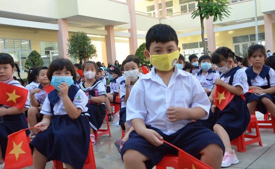 TP Hồ Chí Minh: Khai giảng ‘gói gọn’ 45 phút, tất cả học sinh tham gia phần 'hội'