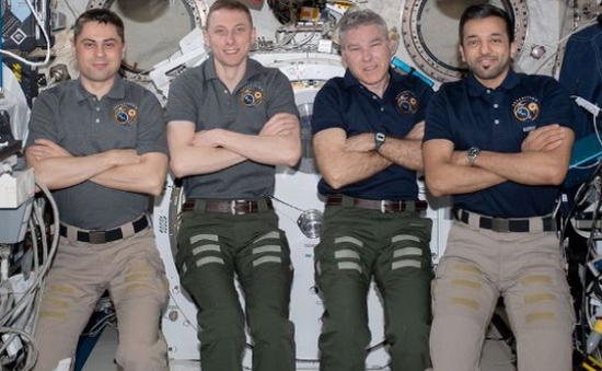 Bốn phi hành gia trên ISS trở về Trái đất an toàn