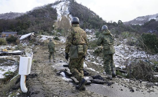 Nhật Bản cảnh báo nguy cơ sạt lở sau động đất