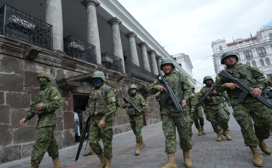 Ecuador cảnh báo "tình trạng chiến tranh" trong bối cảnh bạo lực gia tăng