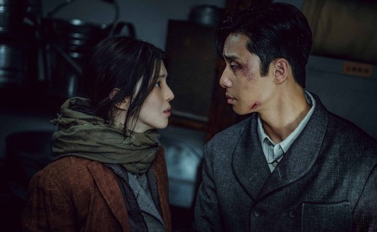 Park Seo Joon phản hồi những phê bình với phim mới "Gyeongseong Creature"