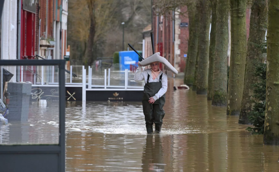 Vì sao Pháp, Đức và Anh ngập lụt nặng?