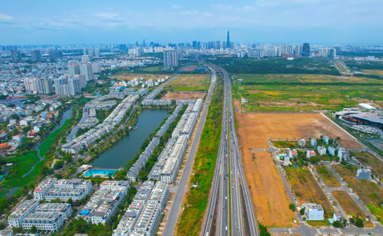 TP Hồ Chí Minh đặt mục tiêu tăng trưởng 7,5 - 8% năm 2024