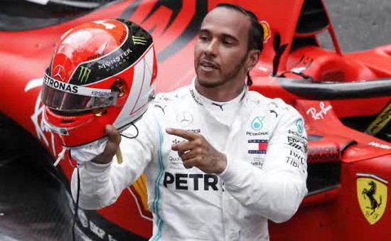 Lewis Hamilton giúp cổ phiếu của đội đua Ferrari tăng kỷ lục