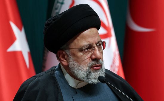 Iran tuyên bố sẽ đáp trả mạnh mẽ nếu bị "bắt nạt"