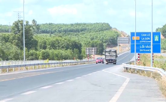 Mất an toàn giao thông do bất cập hạ tầng tuyến Cam Lộ - La Sơn