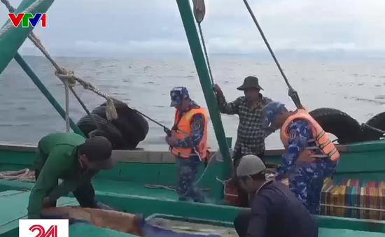 Liên tiếp bắt giữ tàu chở xăng dầu nhập lậu ngụy trang tàu cá