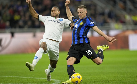 Inter Milan chia điểm với Napoli trên sân nhà