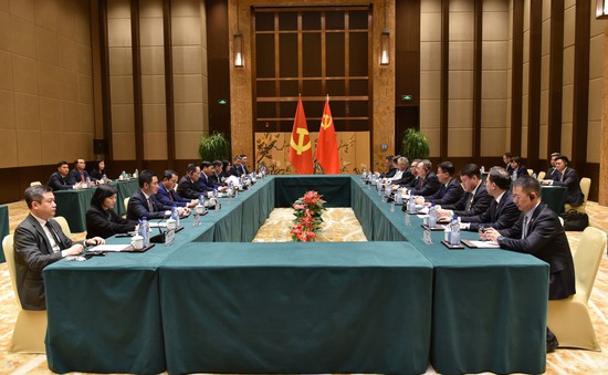 Tiếp tục phát triển lành mạnh, ổn định, bền vững quan hệ Việt Nam - Trung Quốc