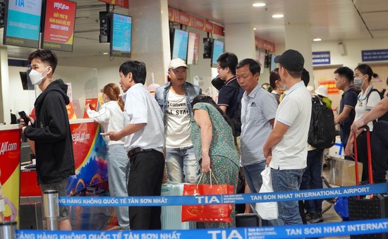 TP. Hồ Chí Minh tìm nhiều giải pháp nâng cao chất lượng sân bay, kích cầu du lịch