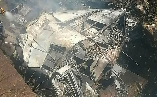 Tai nạn xe bus ở Nam Phi làm 45 người hành hương Lễ Phục sinh thiệt mạng