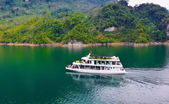 Tuyên Quang: Đưa du thuyền vào phục vụ du lịch hồ Na Hang