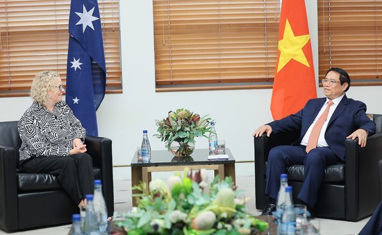 Thủ tướng đề nghị Australia tiếp tục tạo điều kiện, cấp học bổng cho sinh viên Việt Nam