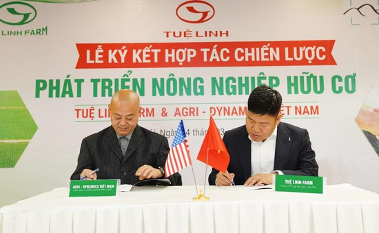 Ký kết hợp tác chiến lược phát triển nông nghiệp hữu cơ giữa Tuệ Linh Farm và Agri - Dynamics