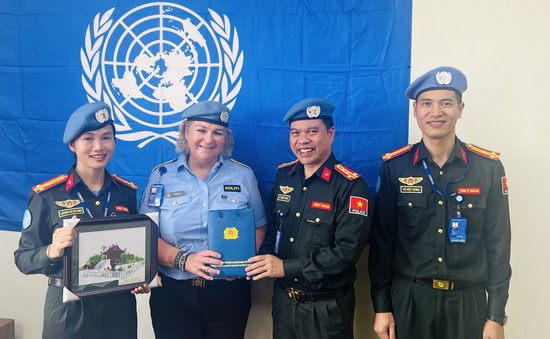 3 sĩ quan công an Việt Nam được trao Bằng khen, Giấy khen của Phái bộ Gìn giữ hòa bình LHQ