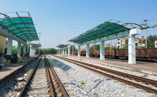 Tuyến đường sắt Lào Cai - Hà Nội - Quảng Ninh sẽ chạy 160 - 200 km/h