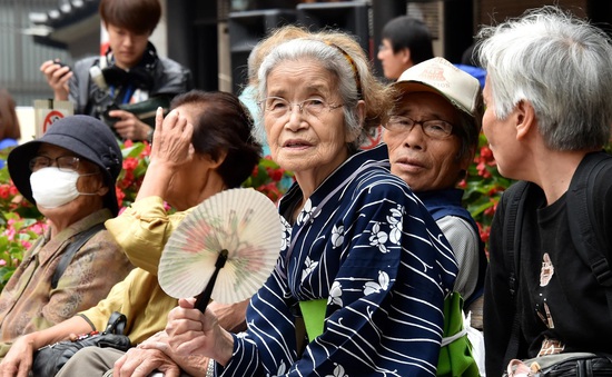 Báo động số người già neo đơn tại Nhật Bản