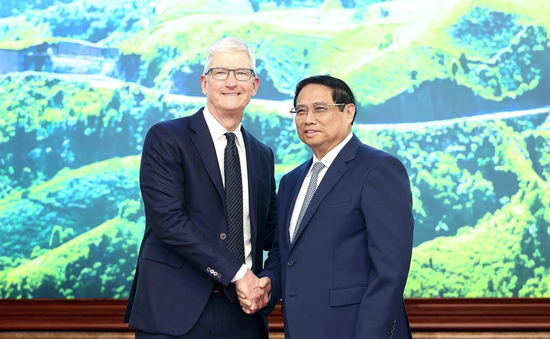 Thủ tướng đề nghị Apple xác định Việt Nam là cứ điểm tham gia chuỗi sản xuất toàn cầu