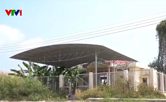 Nhiều công trình cấp nước nông thôn bị bỏ hoang ở Cà Mau