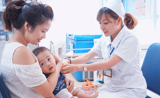 TP. Hồ Chí Minh: 13.000 liều vaccine 5 trong 1 đã phân bổ về các trung tâm y tế