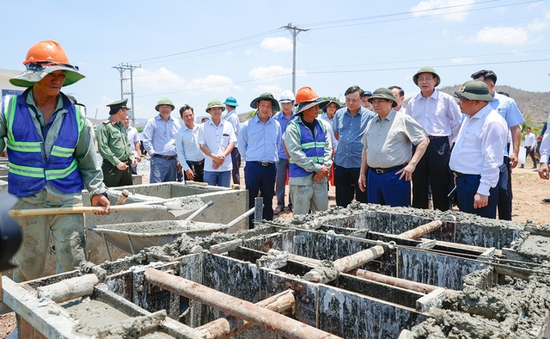 Thủ tướng: Ninh Thuận tập trung quy hoạch hệ thống hồ thủy lợi, khắc phục khô hạn trong năm 2025